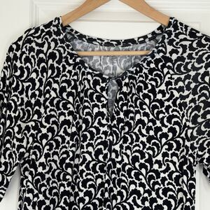 Loft Outlet Women's Black & White Peasant Short Sleeve Blouse Top -Size S